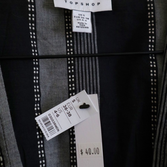 Topshop Tie Front Crop Top - Picture 3 of 3